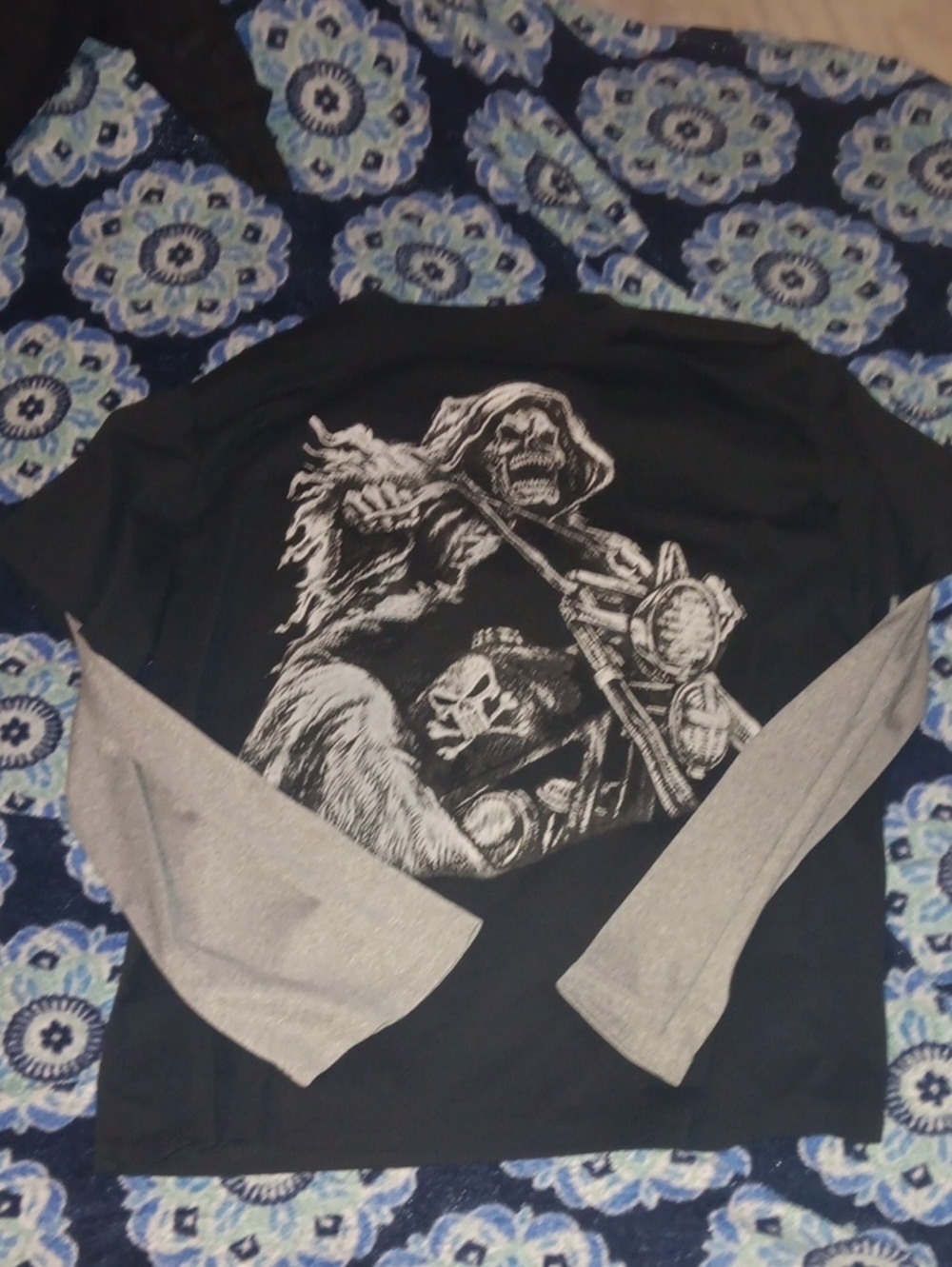 Layered Sleeve 1XL Chopper and Punisher Designed Graphic Tee-Shirt